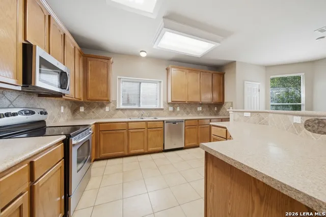 2616 Riva Ridge Schertz, TX 78108