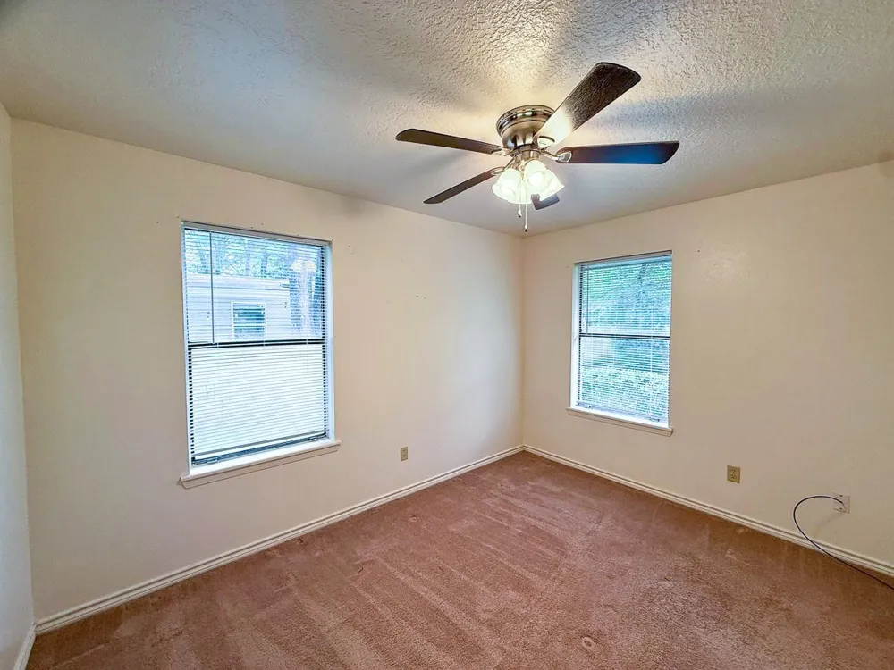 6304 Fm 1374 New Waverly, TX 77358