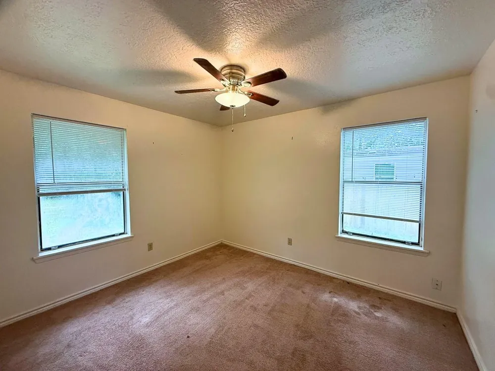 6304 Fm 1374 New Waverly, TX 77358