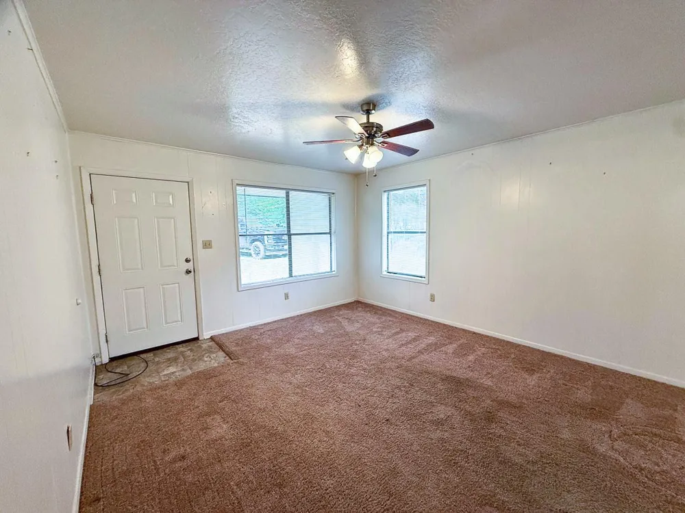 6304 Fm 1374 New Waverly, TX 77358