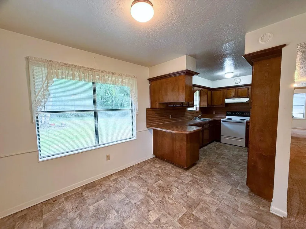 6304 Fm 1374 New Waverly, TX 77358