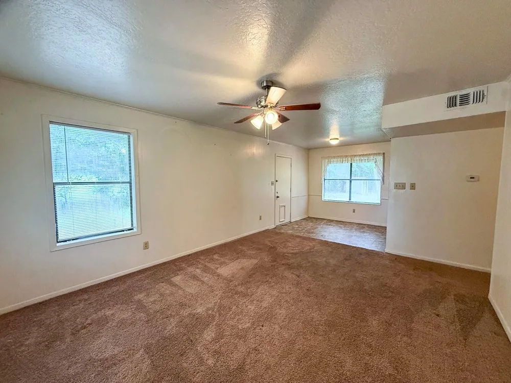 6304 Fm 1374 New Waverly, TX 77358