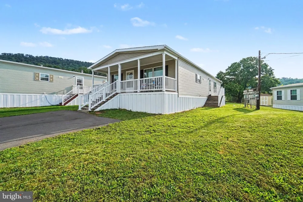 49 ELMER AVENUE Halifax, PA 17032