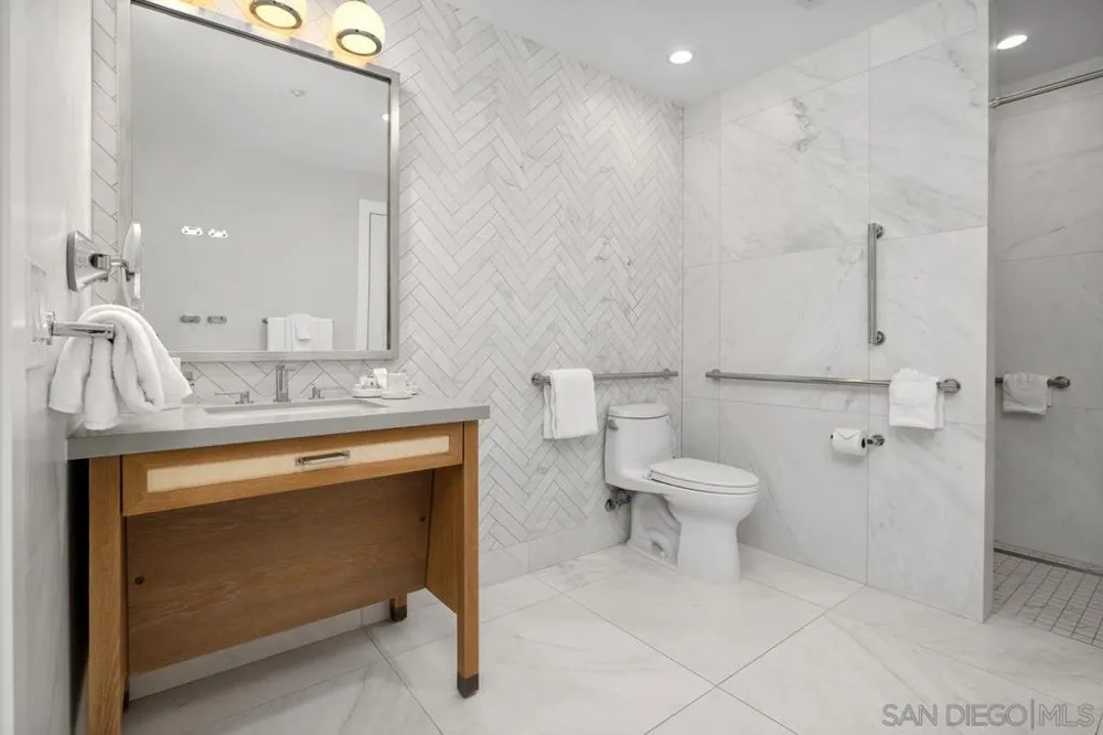 1500 Orange Avenue #Residence 57 Coronado, CA 92118