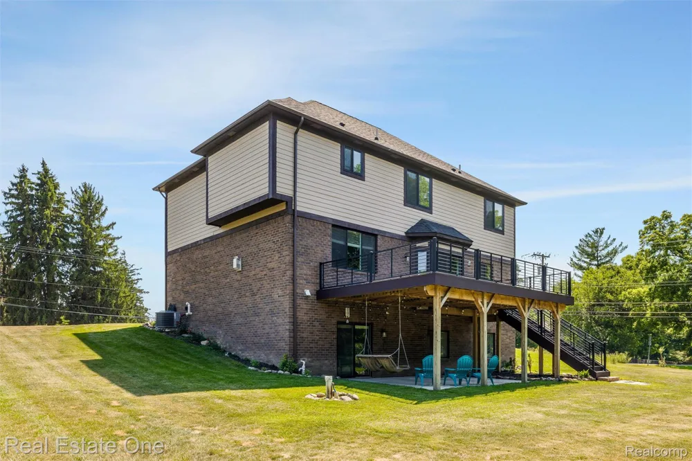 2983 28 Mile Road Washington Township, MI 48094