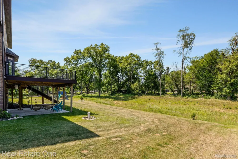 2983 28 Mile Road Washington Township, MI 48094