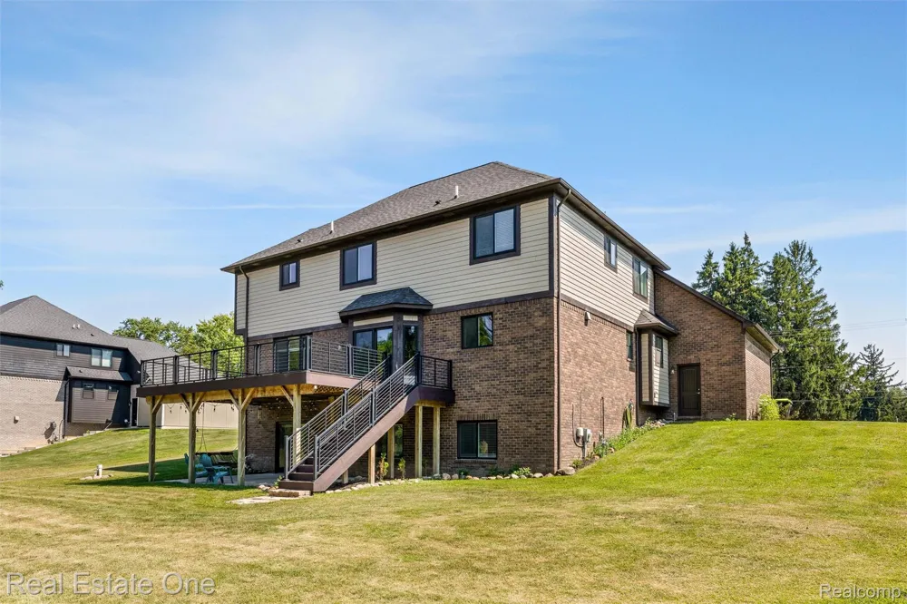2983 28 Mile Road Washington Township, MI 48094