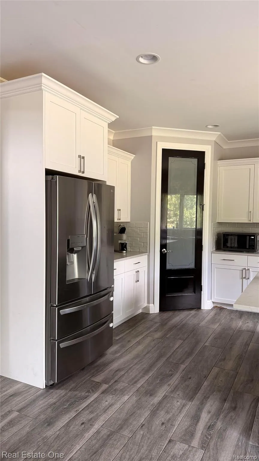 2983 28 Mile Road Washington Township, MI 48094