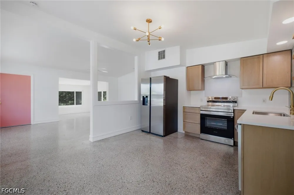 Ellen Avenue Fort Myers, FL 33901