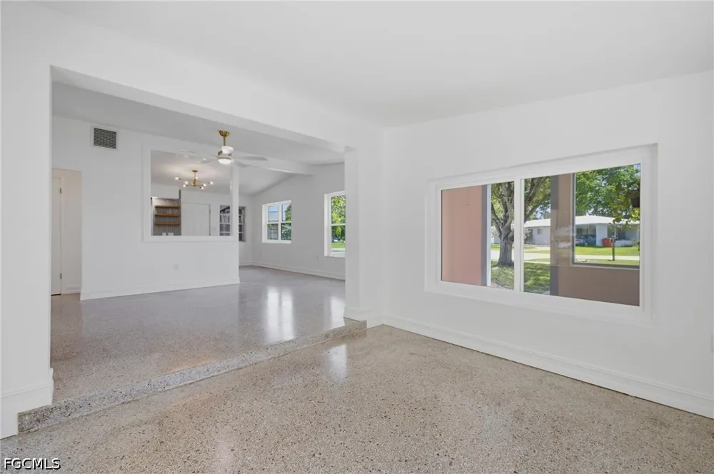 Ellen Avenue Fort Myers, FL 33901
