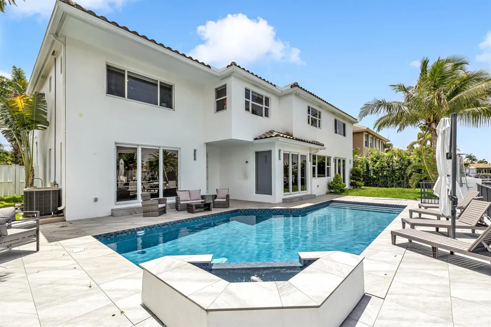 4921 NE 28TH AVENUE Lighthouse Point, FL 33064