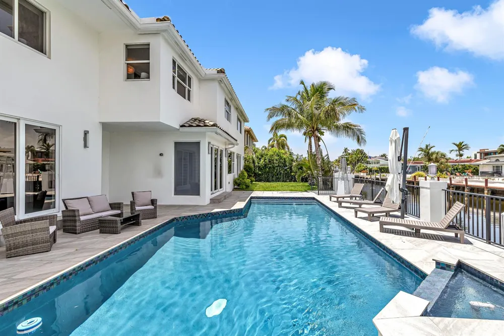 4921 NE 28TH AVENUE Lighthouse Point, FL 33064