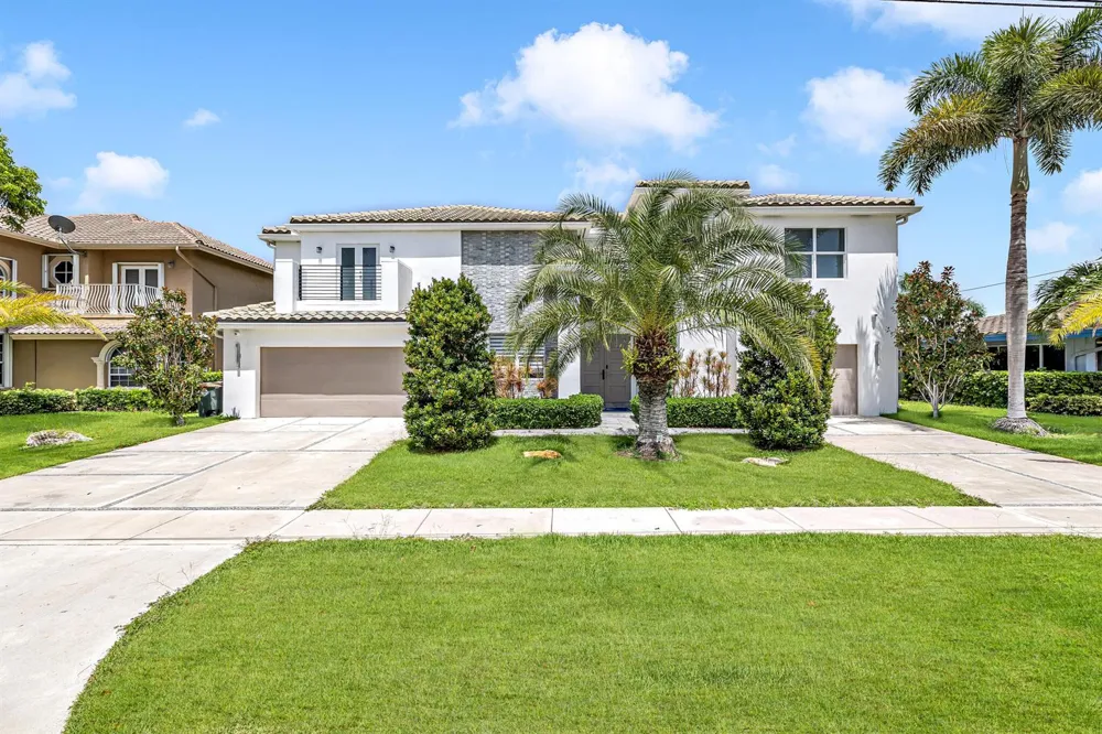 4921 NE 28TH AVENUE Lighthouse Point, FL 33064