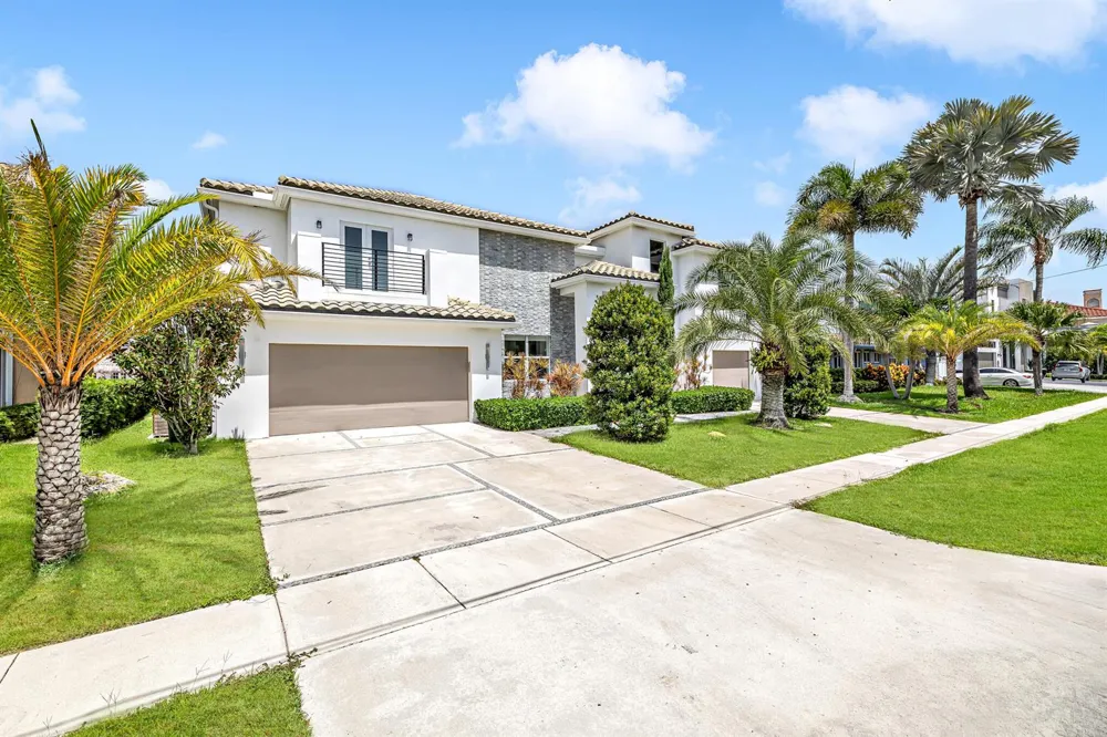 4921 NE 28TH AVENUE Lighthouse Point, FL 33064