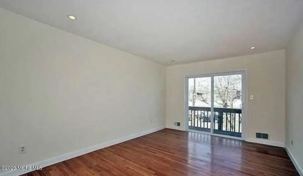 68 5th Street #7 Highlands, NJ 07732