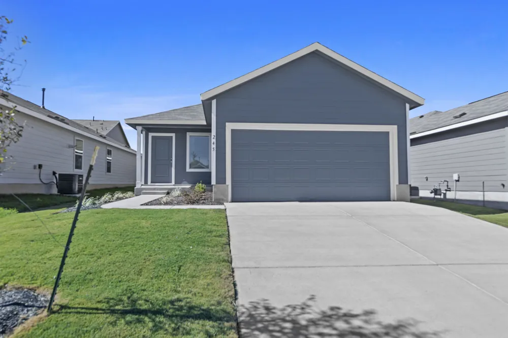 245 Ammolite Ln Maxwell, TX 78656