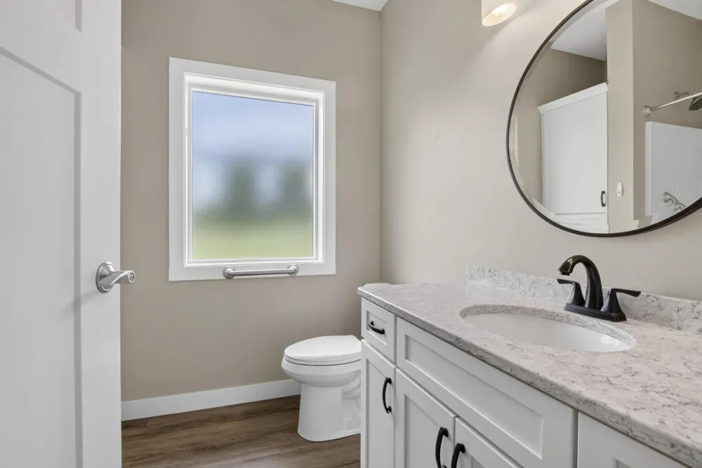 523 Legacy Lane Valley City, ND 58072