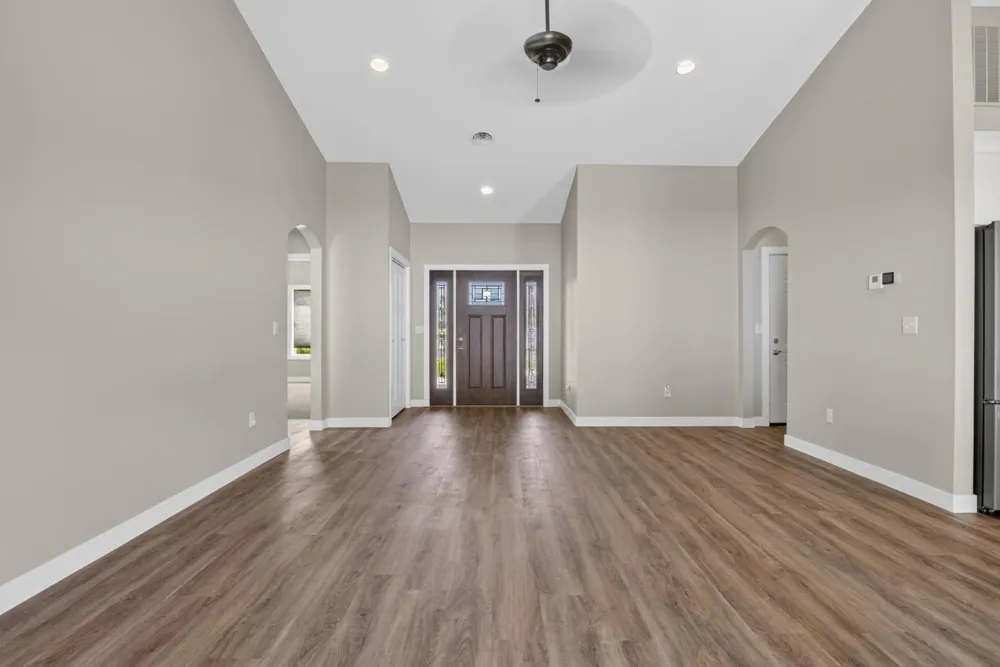 523 Legacy Lane Valley City, ND 58072