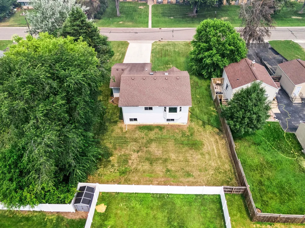 707 69th Avenue Brooklyn Center, MN 55430