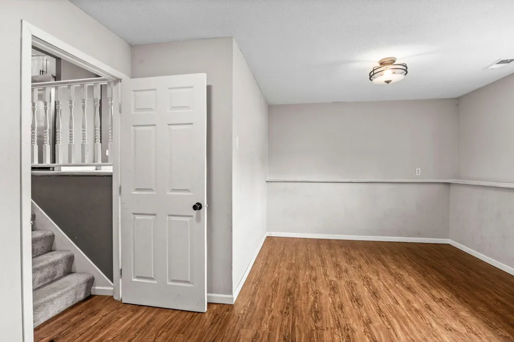 707 69th Avenue Brooklyn Center, MN 55430