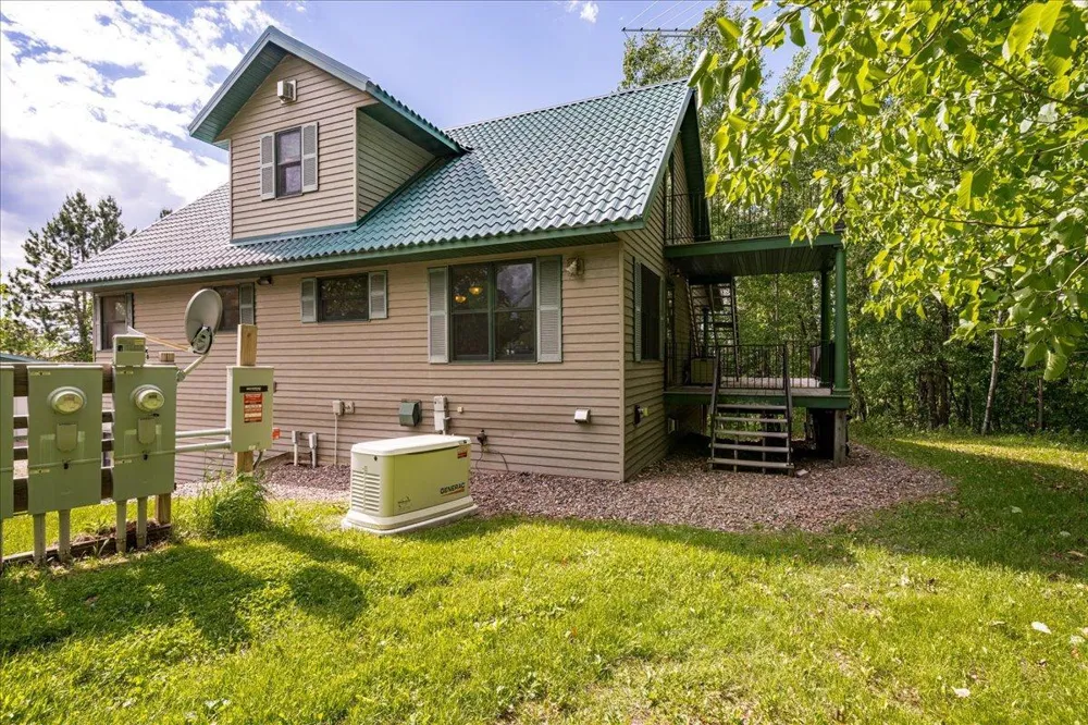 3799 S Lake Road Moose Lake, MN 55767