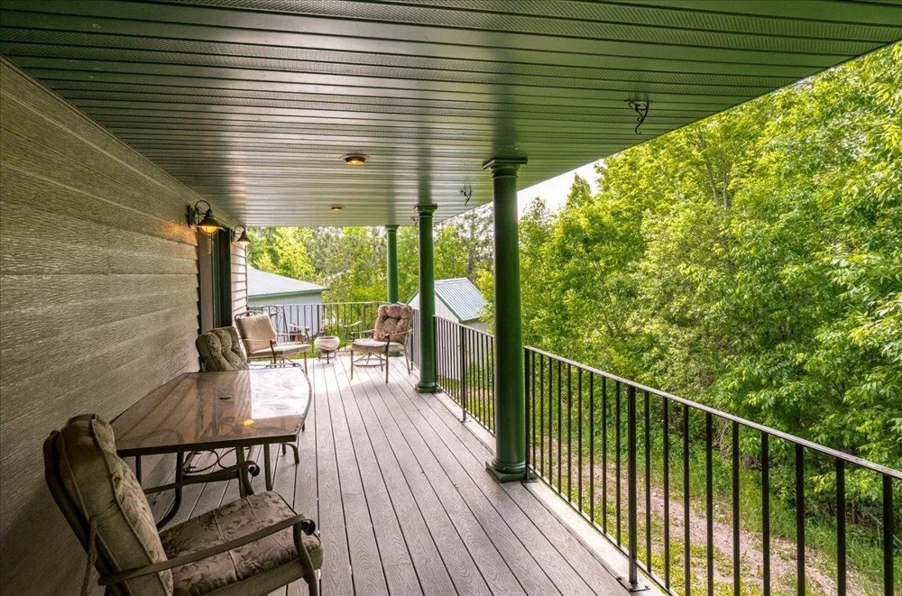 3799 S Lake Road Moose Lake, MN 55767