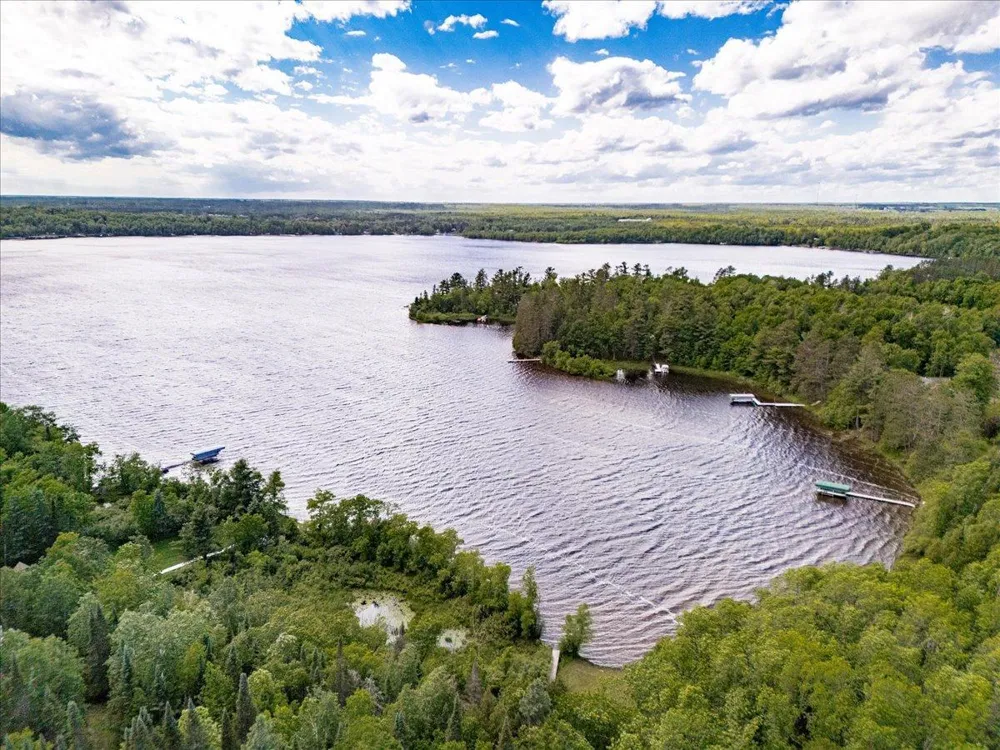 3799 S Lake Road Moose Lake, MN 55767