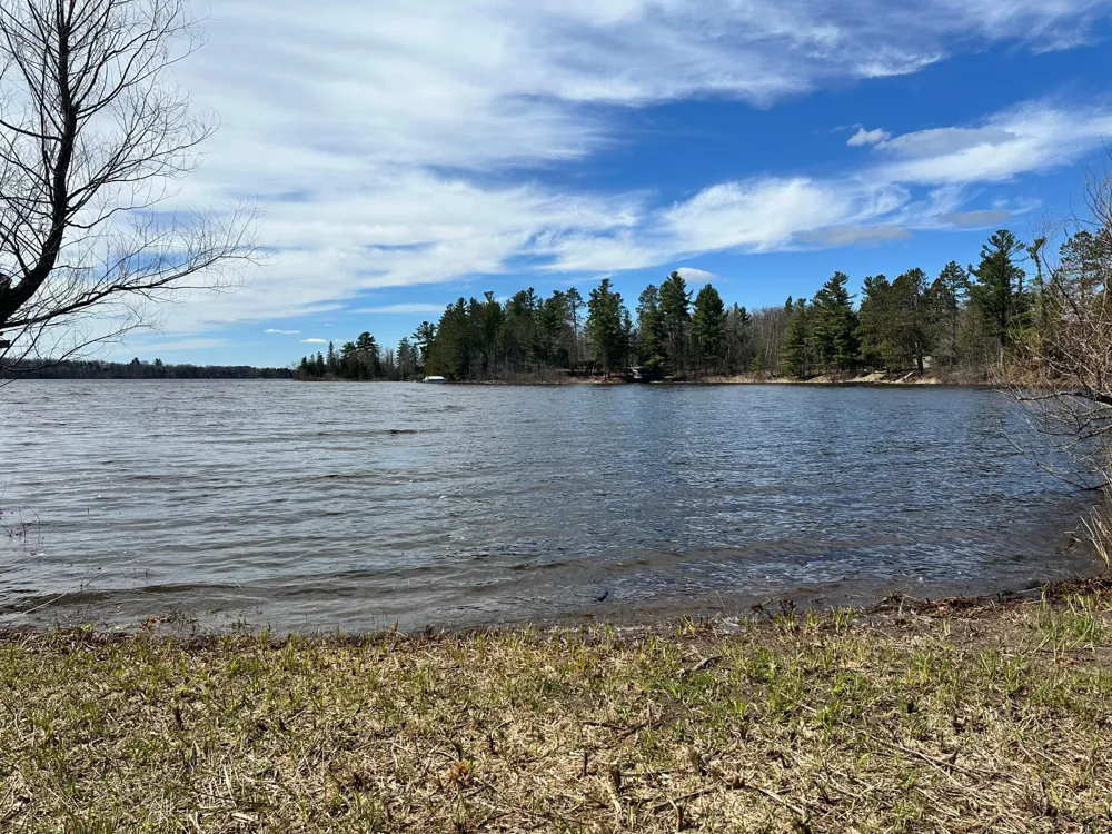 3799 S Lake Road Moose Lake, MN 55767