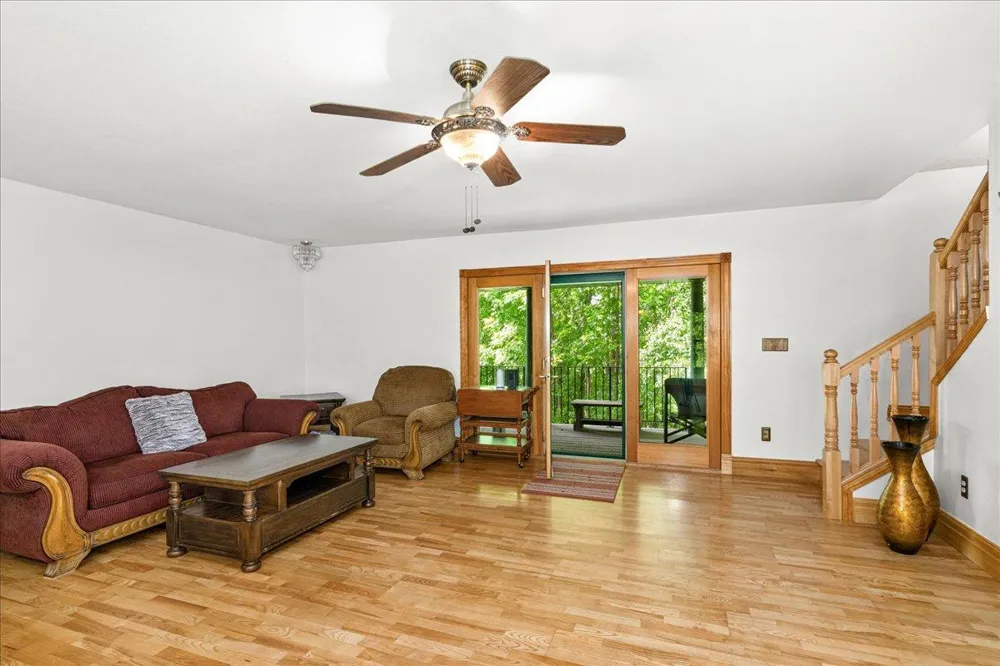 3799 S Lake Road Moose Lake, MN 55767