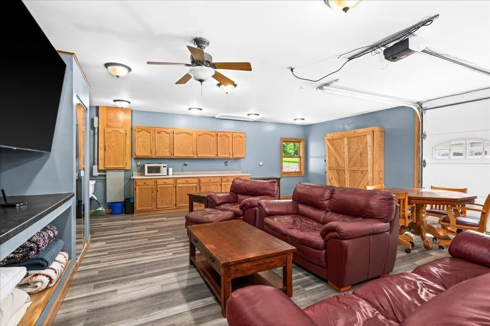 3799 S Lake Road Moose Lake, MN 55767