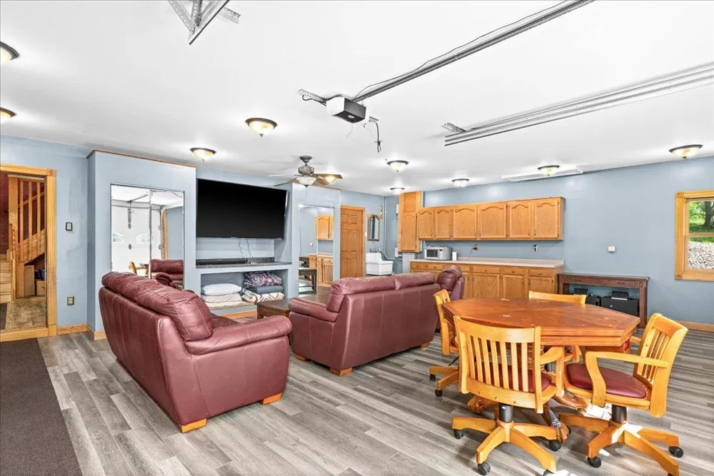 3799 S Lake Road Moose Lake, MN 55767