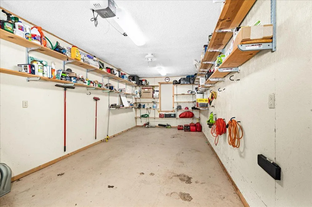 3799 S Lake Road Moose Lake, MN 55767