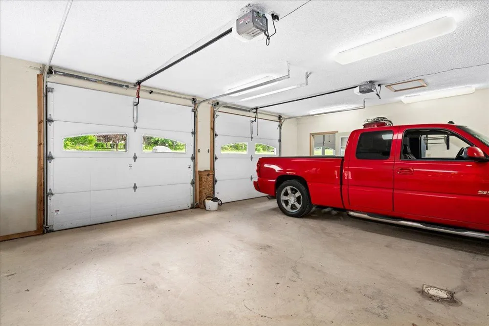 3799 S Lake Road Moose Lake, MN 55767