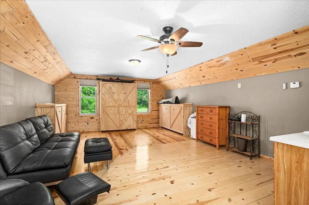 3799 S Lake Road Moose Lake, MN 55767