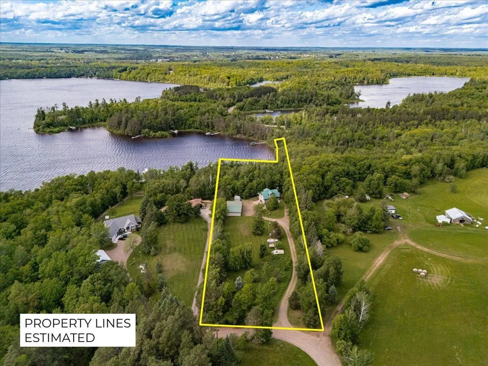3799 S Lake Road Moose Lake, MN 55767