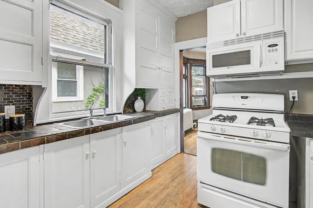 3803 Blaisdell Avenue Minneapolis, MN 55409