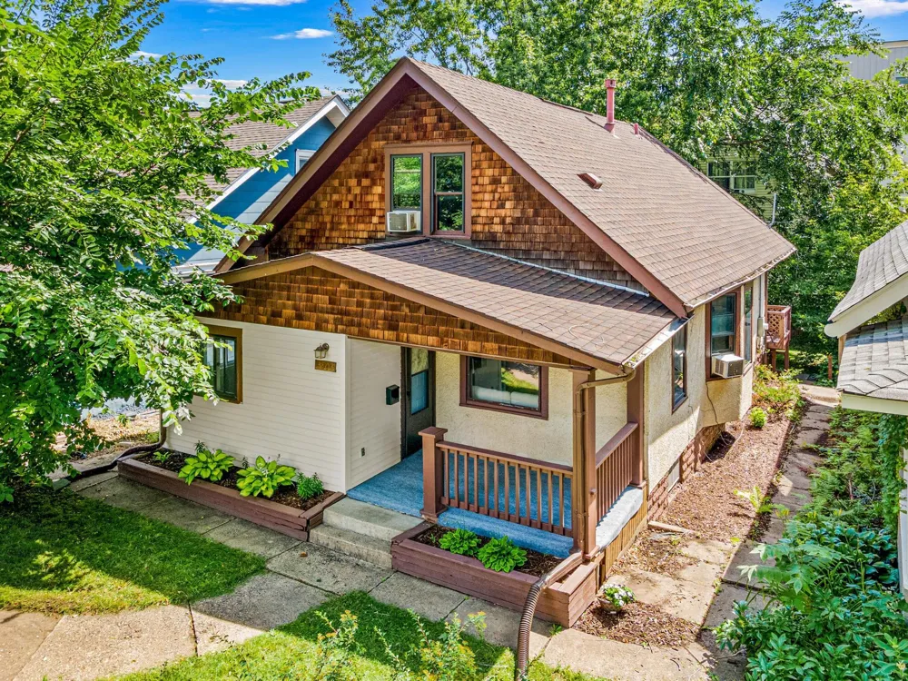 3803 Blaisdell Avenue Minneapolis, MN 55409