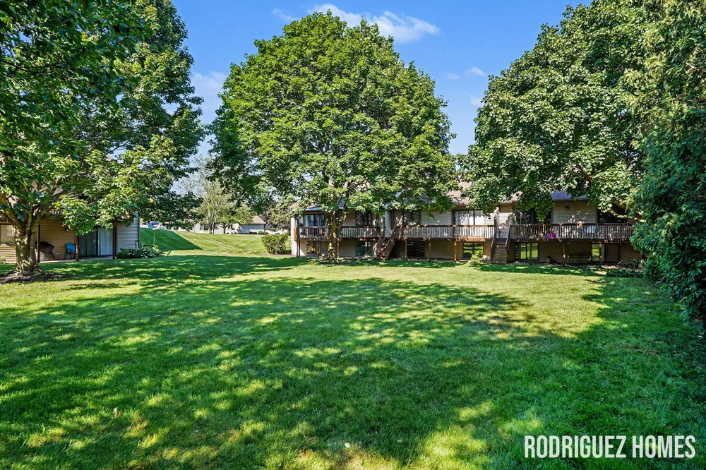1731 Lakeview Drive Zeeland Charter Township, MI 49464