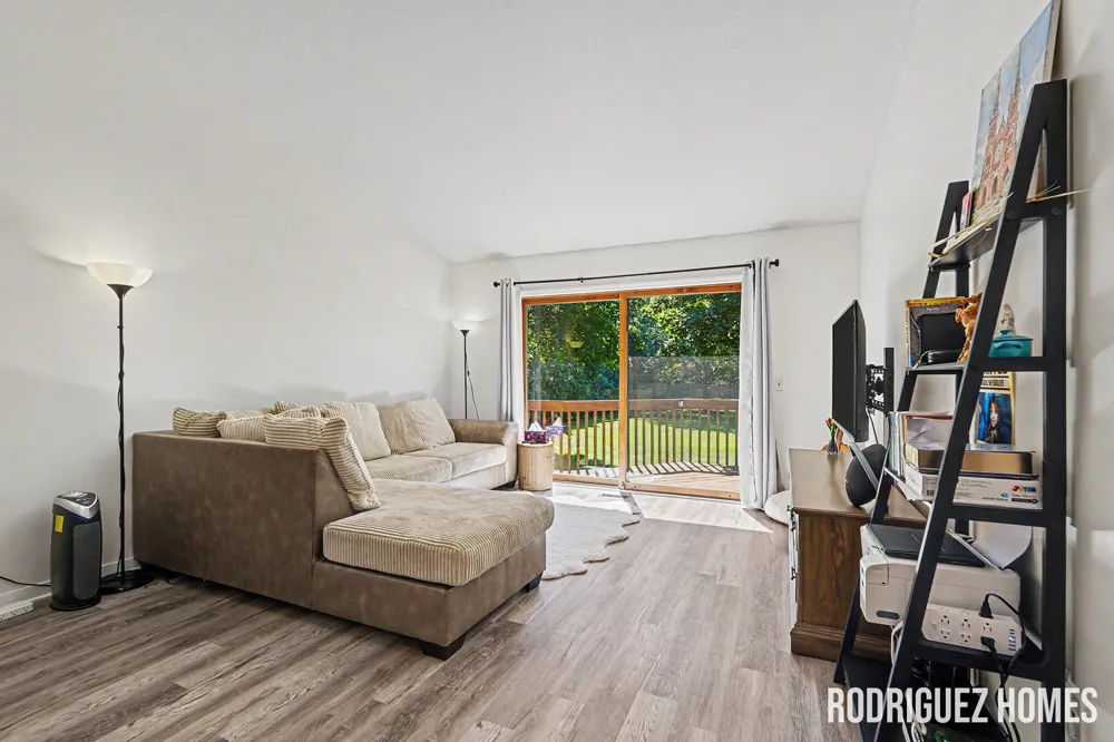 1731 Lakeview Drive Zeeland Charter Township, MI 49464