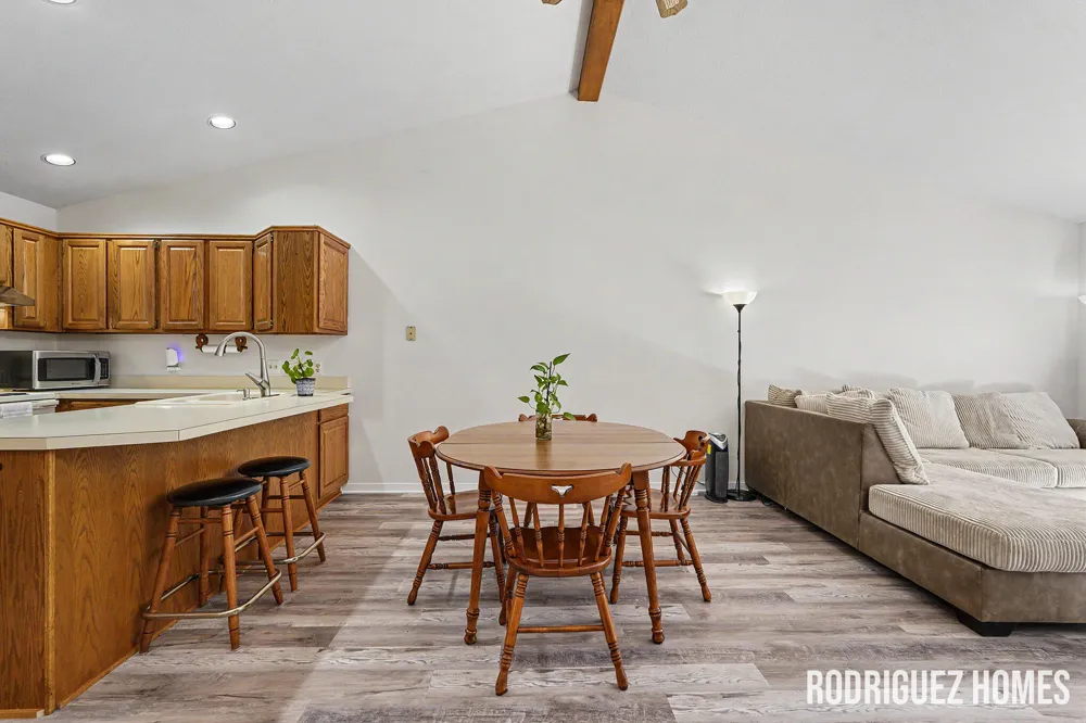 1731 Lakeview Drive Zeeland Charter Township, MI 49464