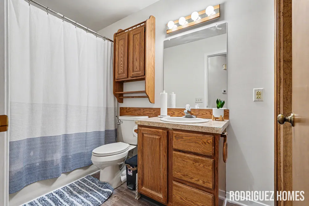 1731 Lakeview Drive Zeeland Charter Township, MI 49464