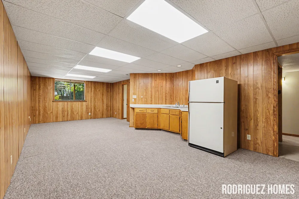 1731 Lakeview Drive Zeeland Charter Township, MI 49464