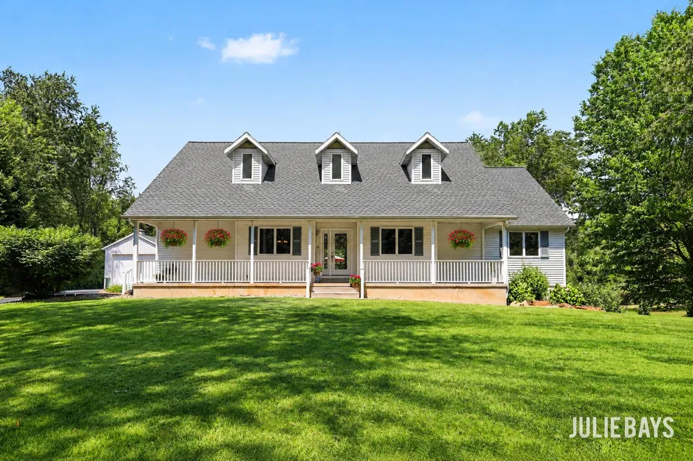 6202 Black Creek Drive Irving Township, MI 49333