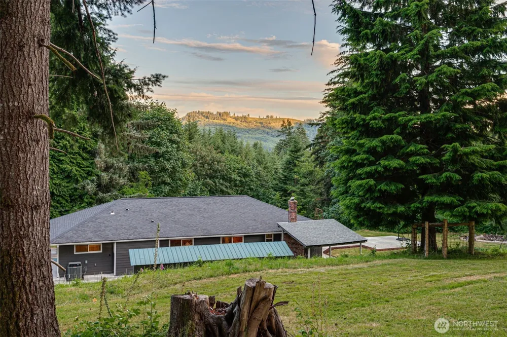 407 Dubois Road Ariel, WA 98603