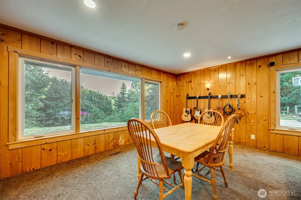 407 Dubois Road Ariel, WA 98603