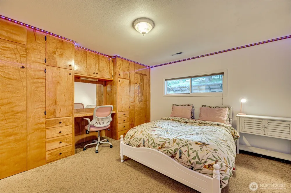 407 Dubois Road Ariel, WA 98603
