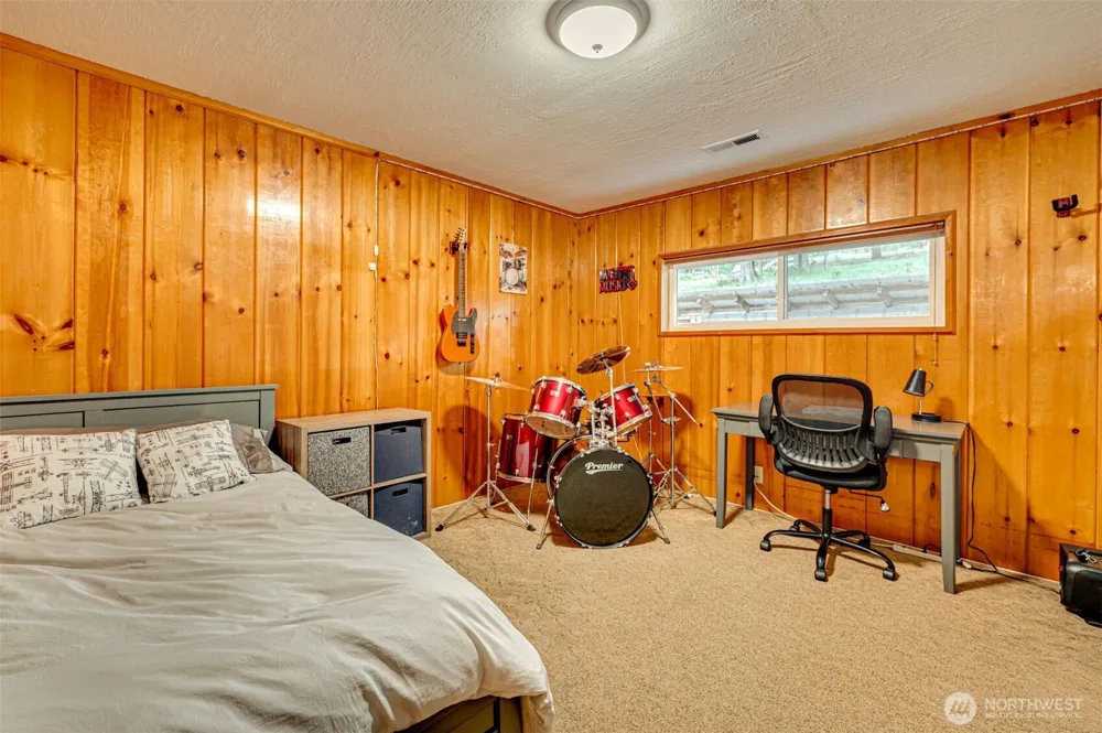 407 Dubois Road Ariel, WA 98603
