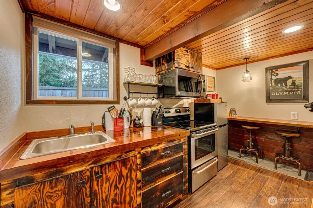 407 Dubois Road Ariel, WA 98603