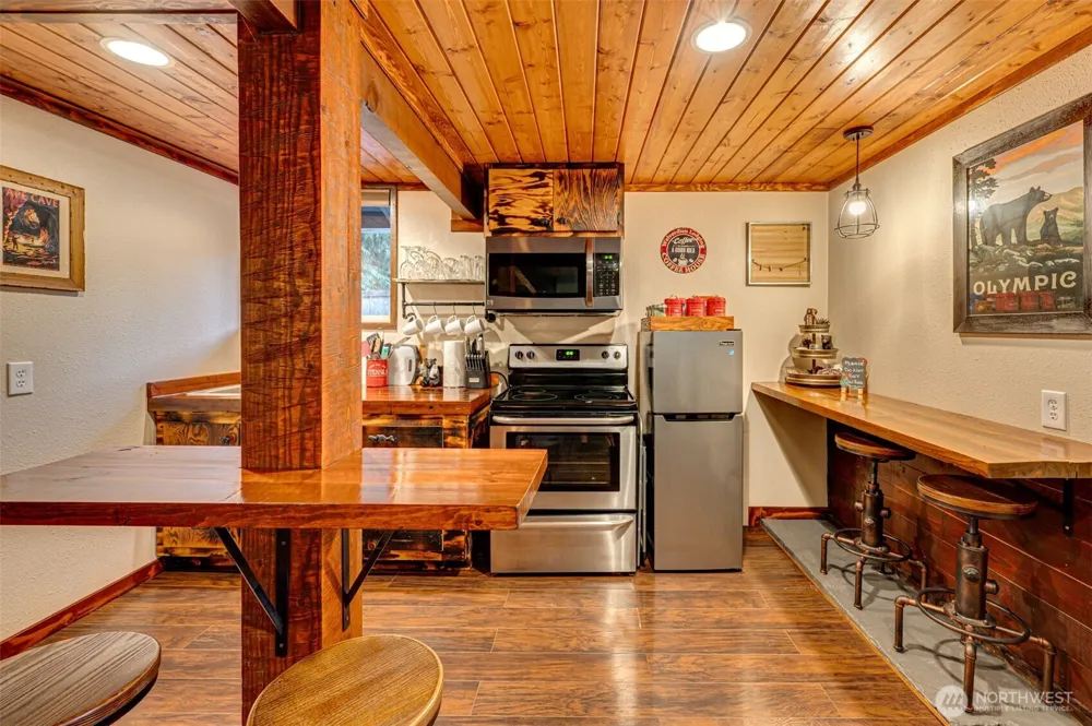 407 Dubois Road Ariel, WA 98603