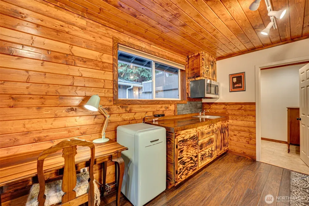 407 Dubois Road Ariel, WA 98603
